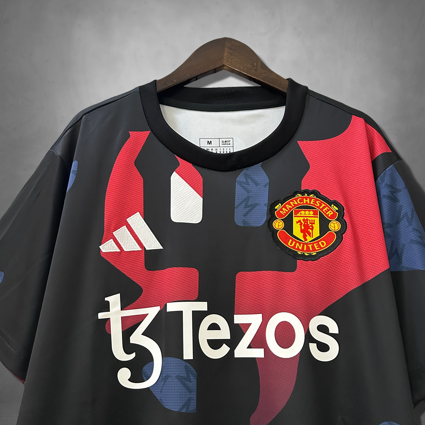 Manchester United "Devil's Puzzle" Premium Kit