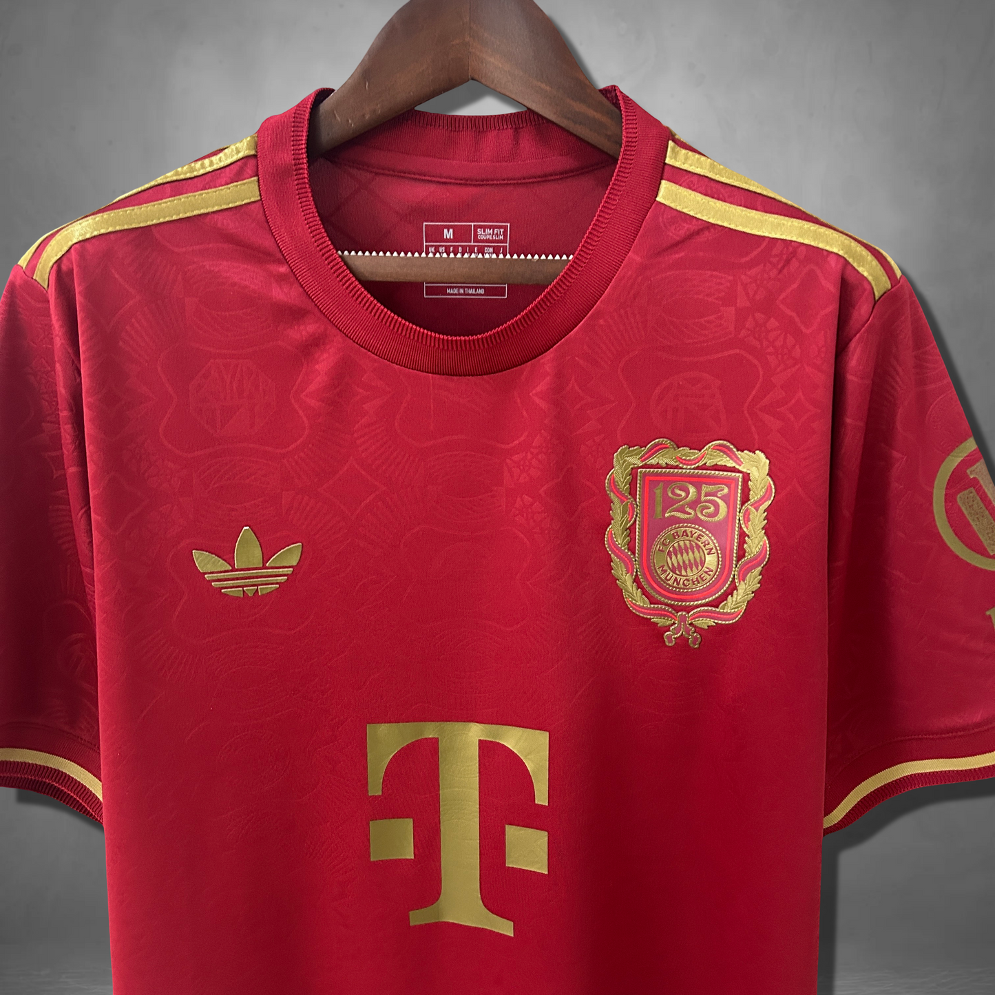 Bayern München 125 Anniversary Red Premium Kit