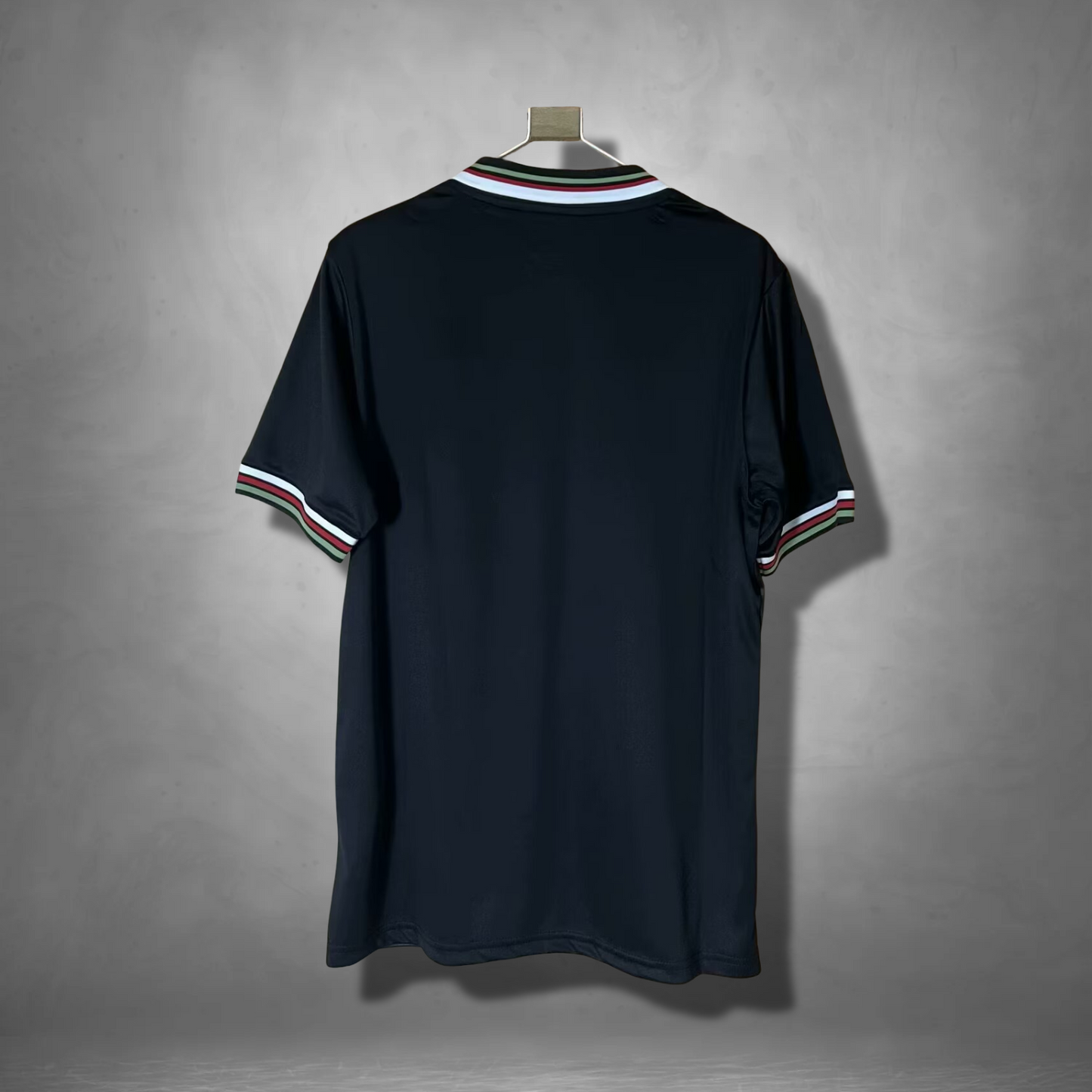 Bayern München "Lineage" Premium Kit