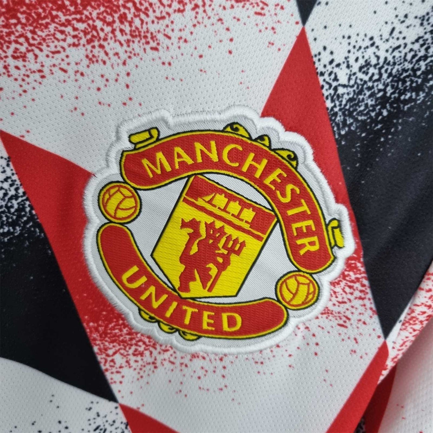 22/23 Manchester United Training Kit
