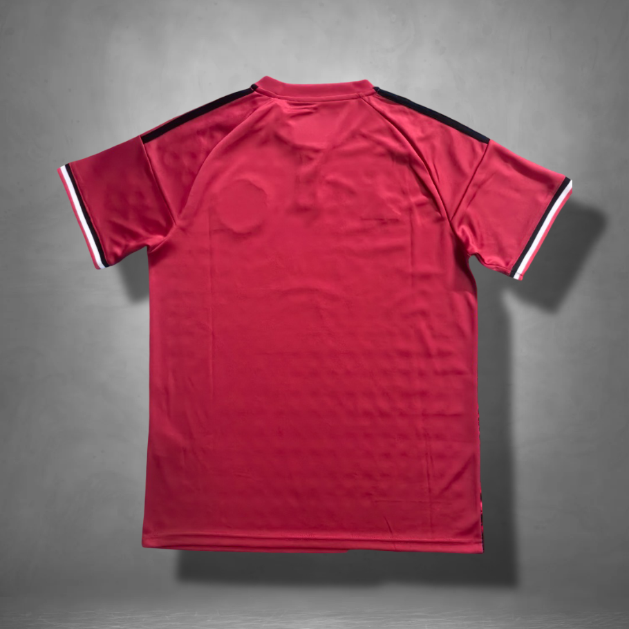 Manchester United "Rose Reign" Premium Kit