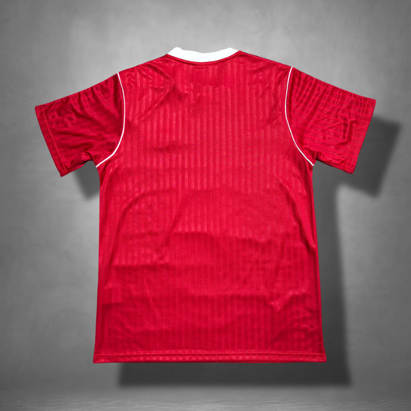 Manchester United "Timeless" Premium Kit