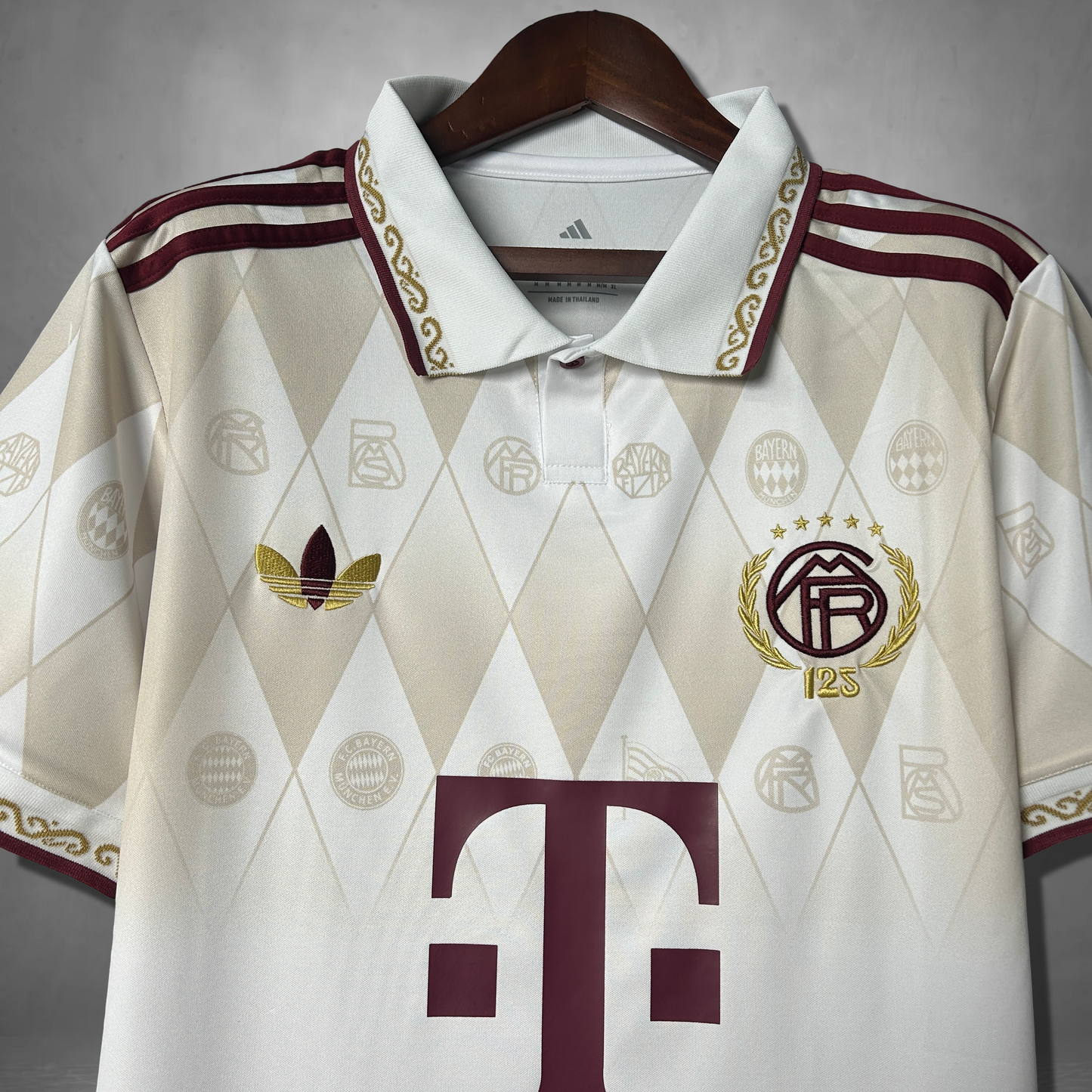 Bayern München "Majestique" Premium Kit