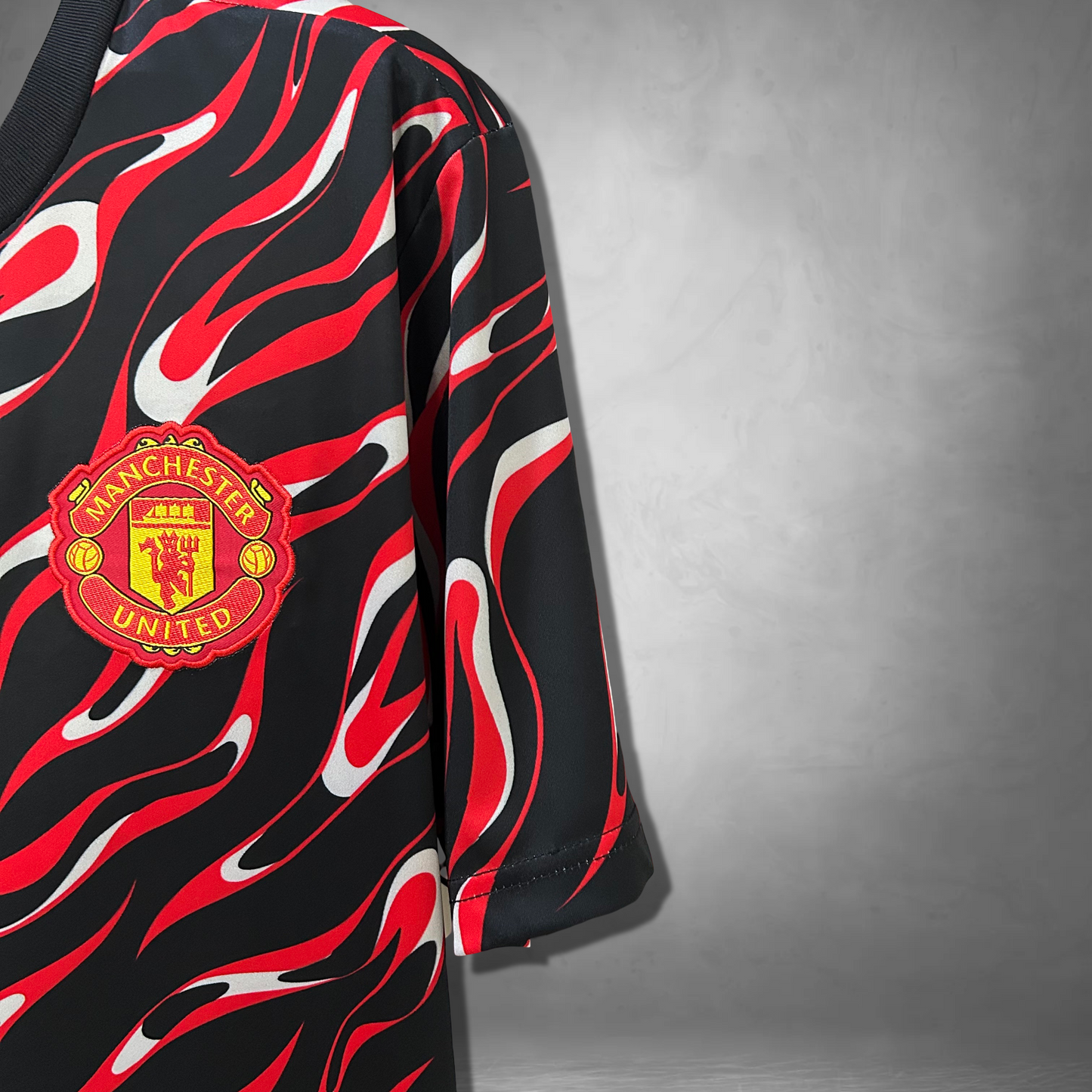 Manchester United "Lava Waves" Premium Kit