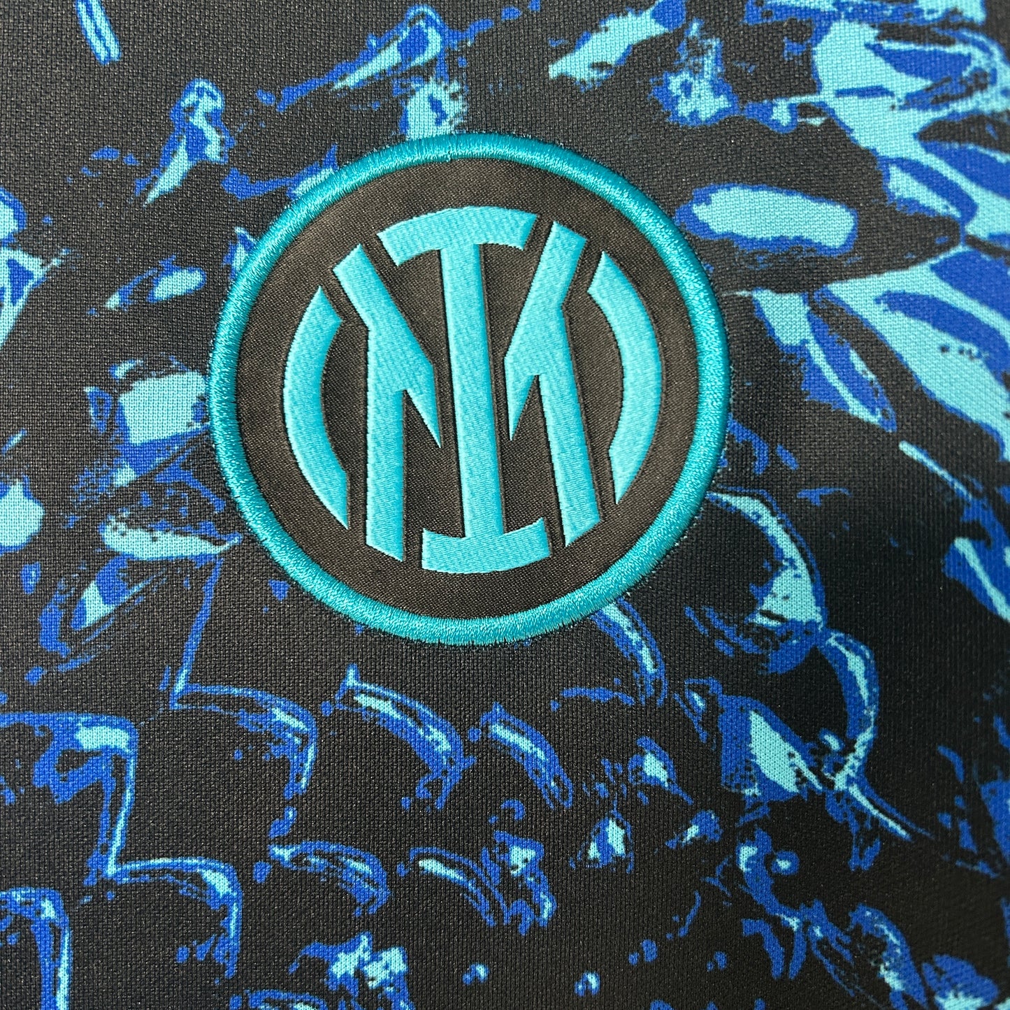 Inter Milan "Serpente Blu" Premium Kit