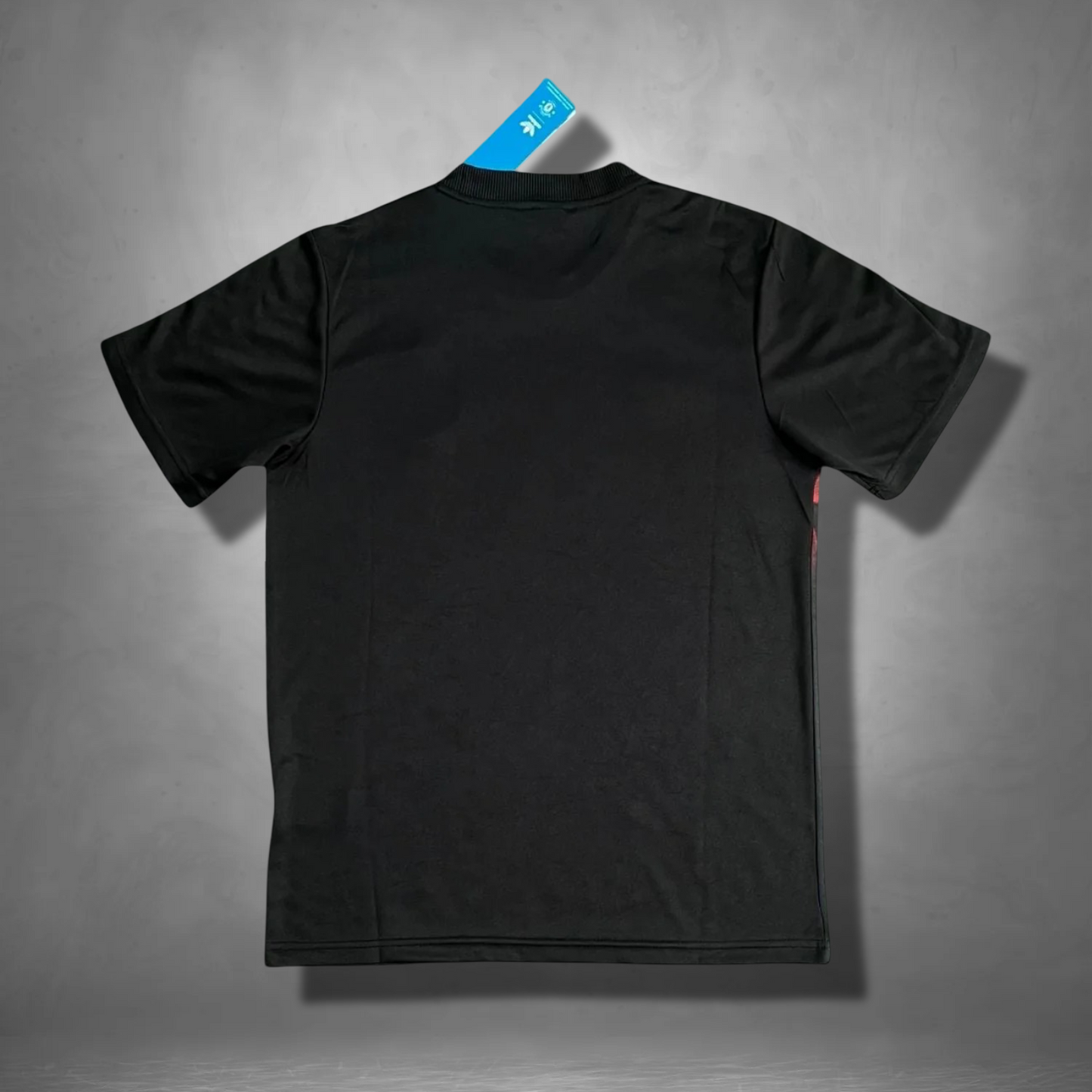 Manchester United "Trefoil Blaze" Premium Kit