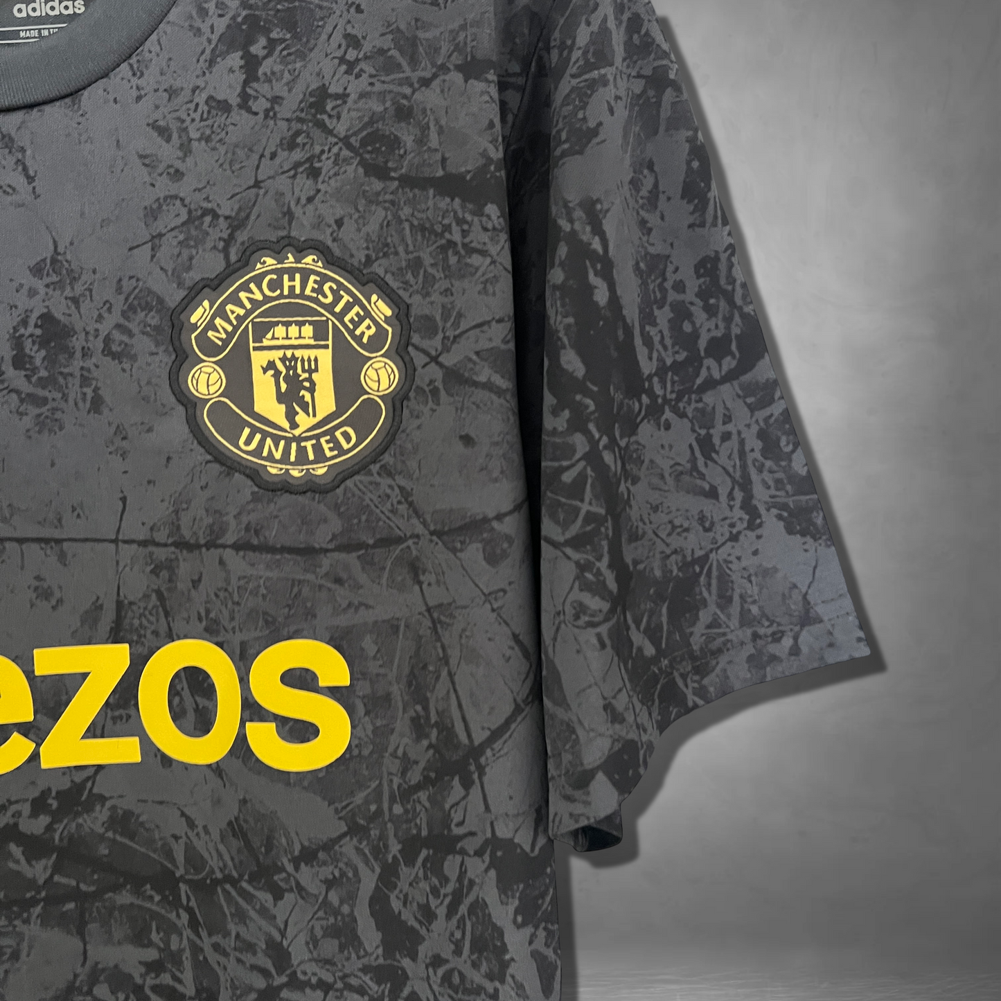 Manchester United X Stone Roses Premium Kit