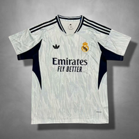 25/26 Real Madrid Trainig White Kit