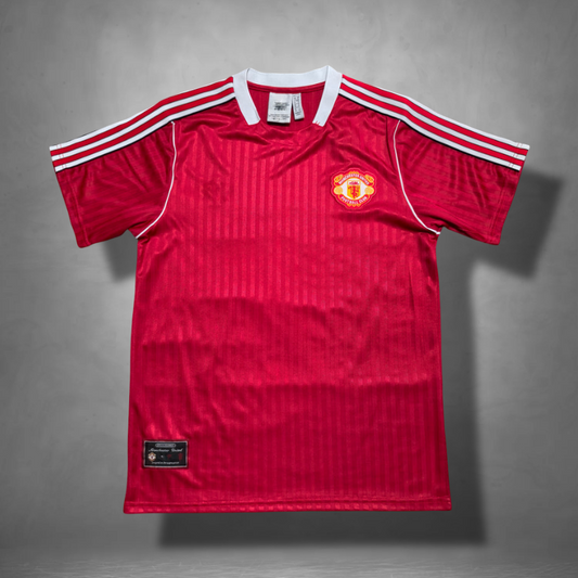 Manchester United "Timeless" Premium Kit