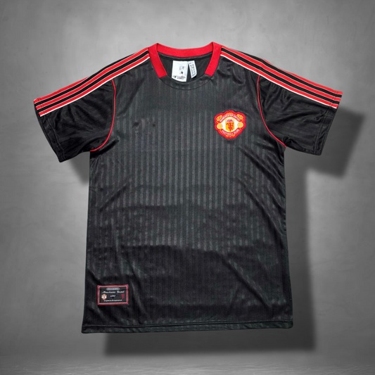 Manchester United "Timeless Black" Premium Kit