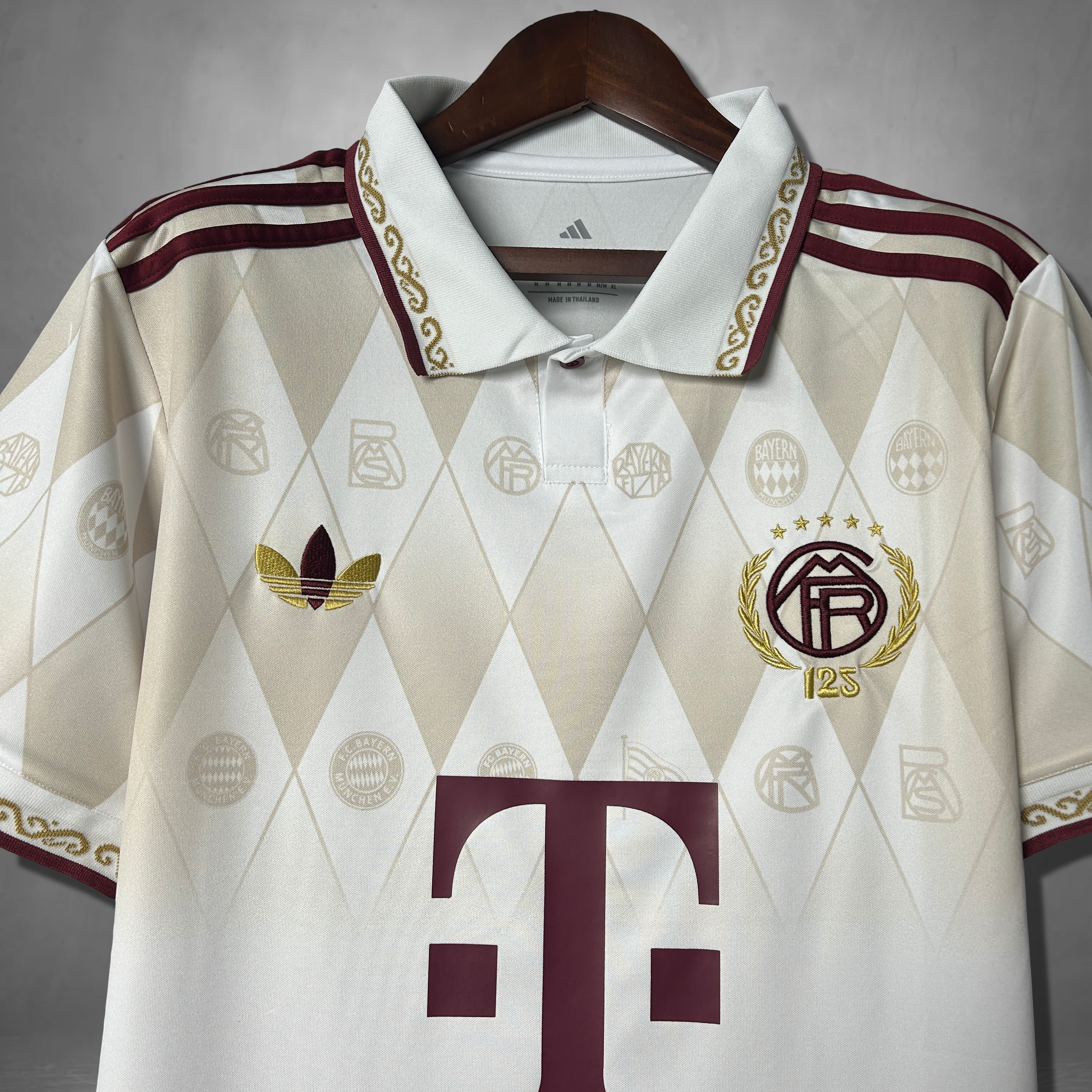 Bayern München "Majestique" Premium Kit