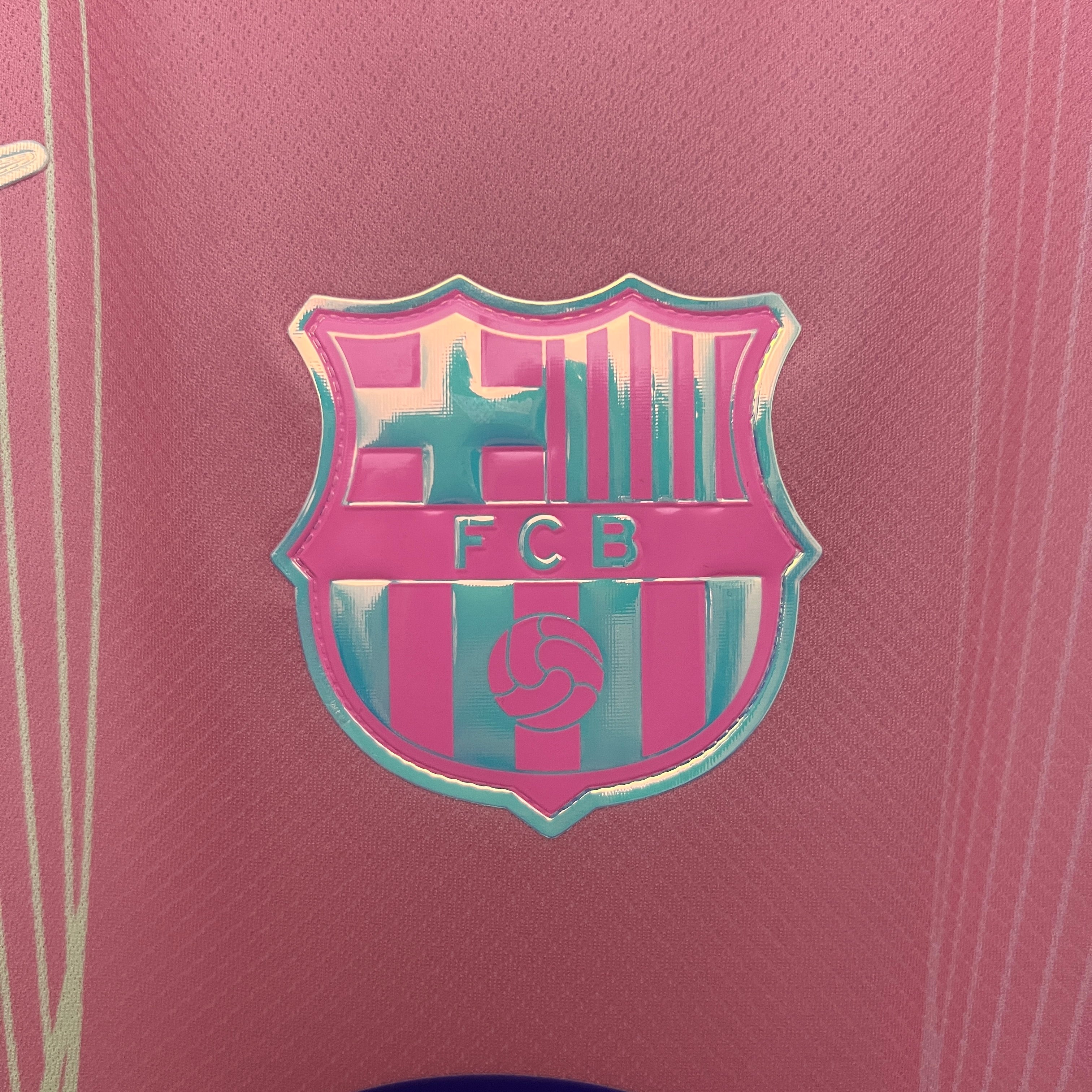 FC Barcelona "Aurora" Premium Kit