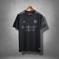 Arsenal "Raven Gunners" Premium Kit