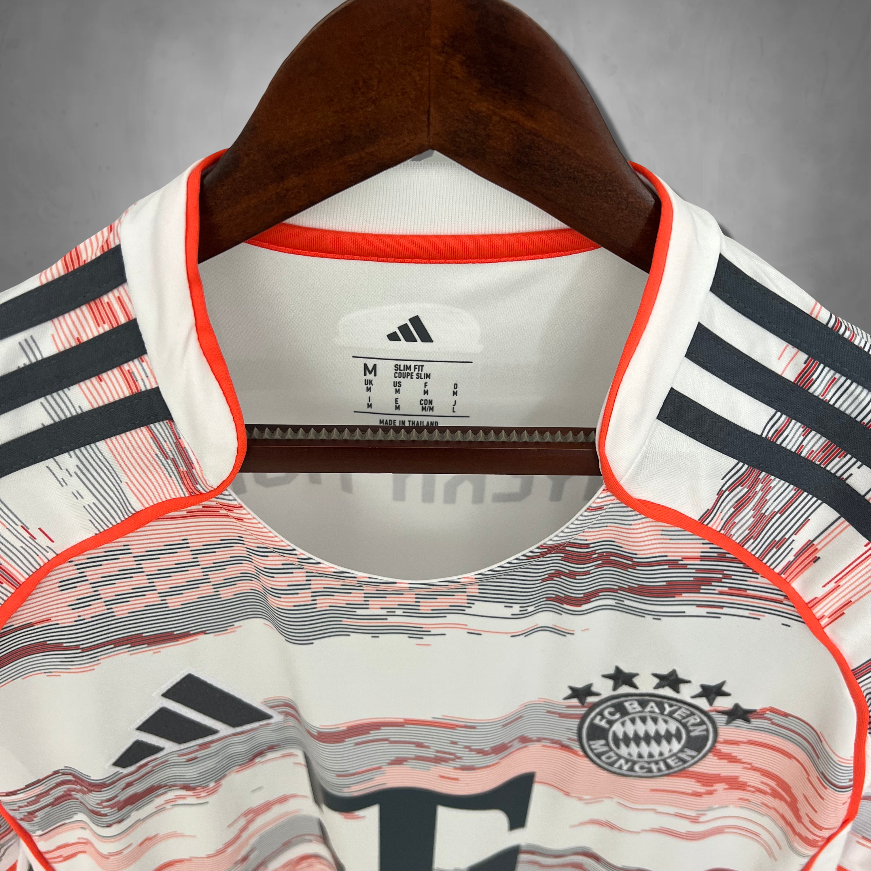 25/26 Bayern München Away Kit