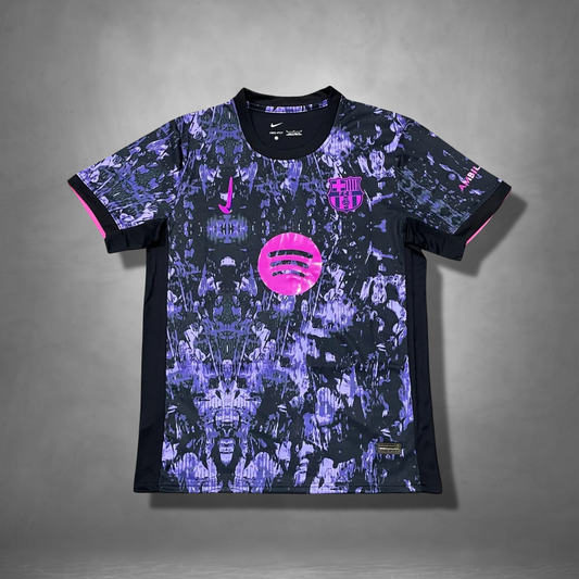 FC Barcelona "La Esencia" Premium Kit