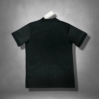 Manchester United "Icon" Premium Kit