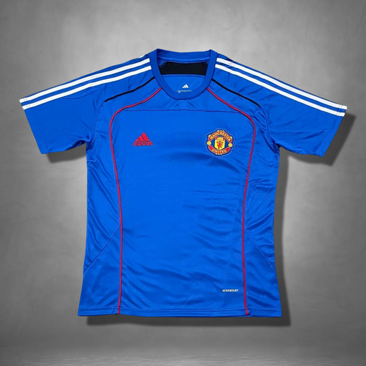 Manchester United "Urban Purist" Premium Kit
